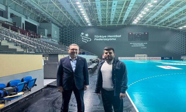 Gazeteci Yılmaz Acar Davut’a Ziyaret | Ankara – Türkiye Hentbol Federasyonu